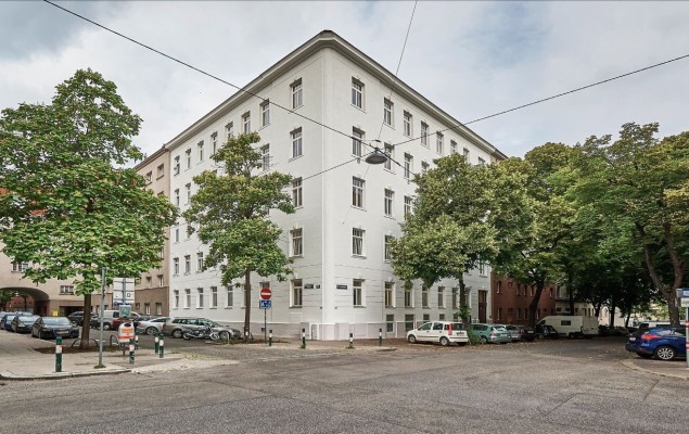 Klassisches Wiener Wohnhaus in sehr zentraler ruhigen Lage