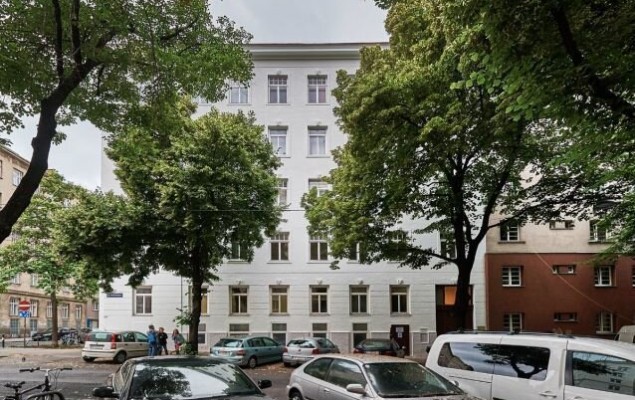 Klassisches Wiener Wohnhaus in sehr zentraler ruhigen Lage